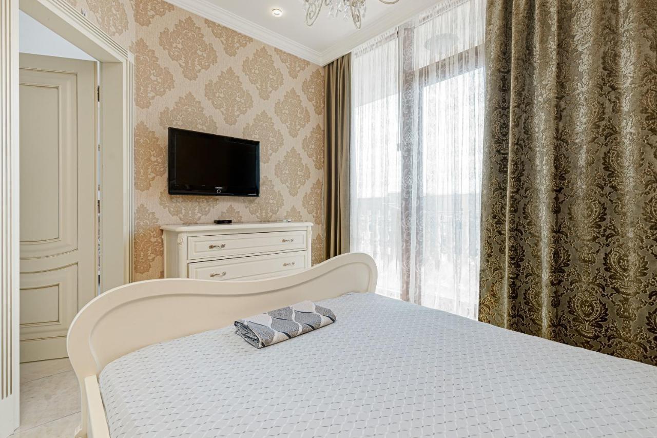 Greek Street Deluxe Apartment Odesa Exterior foto
