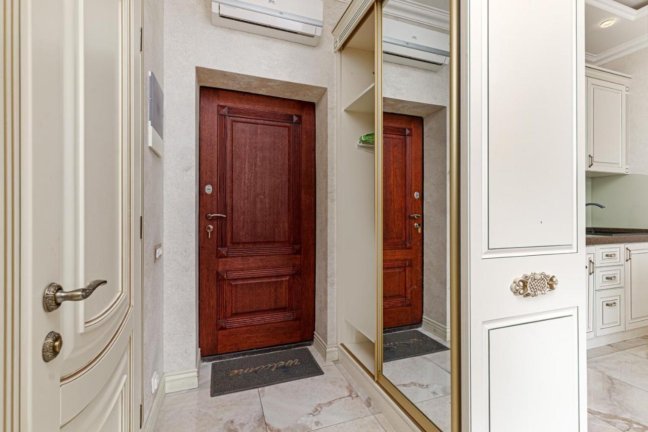 Greek Street Deluxe Apartment Odesa Exterior foto